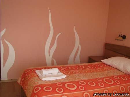 Villa Cezar Kastel Luksic Room photo
